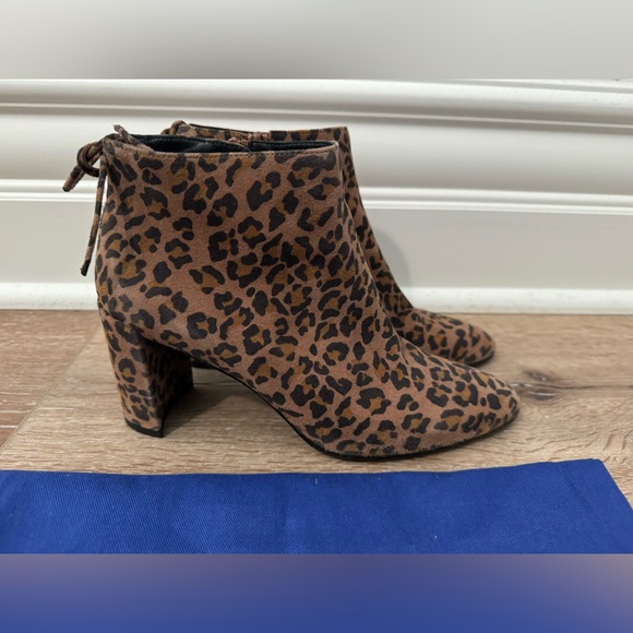 Stuart Weitzman Leopard print booties Size 5 - Picture 2 of 5
